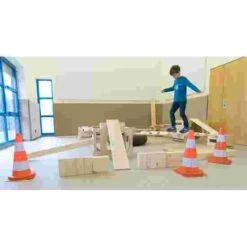 Møte Fritid Nursery & School "Boards & Maxi Blocks" Exercise Course Elements